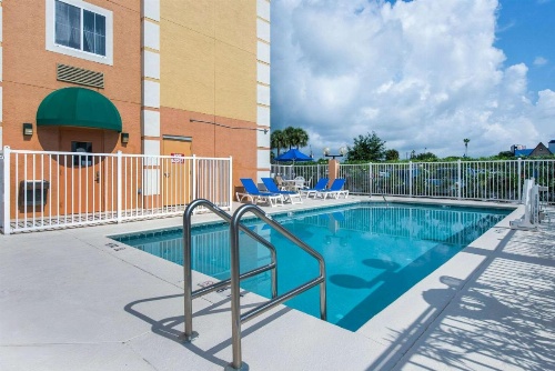 Comfort Inn Kissimmee image 31