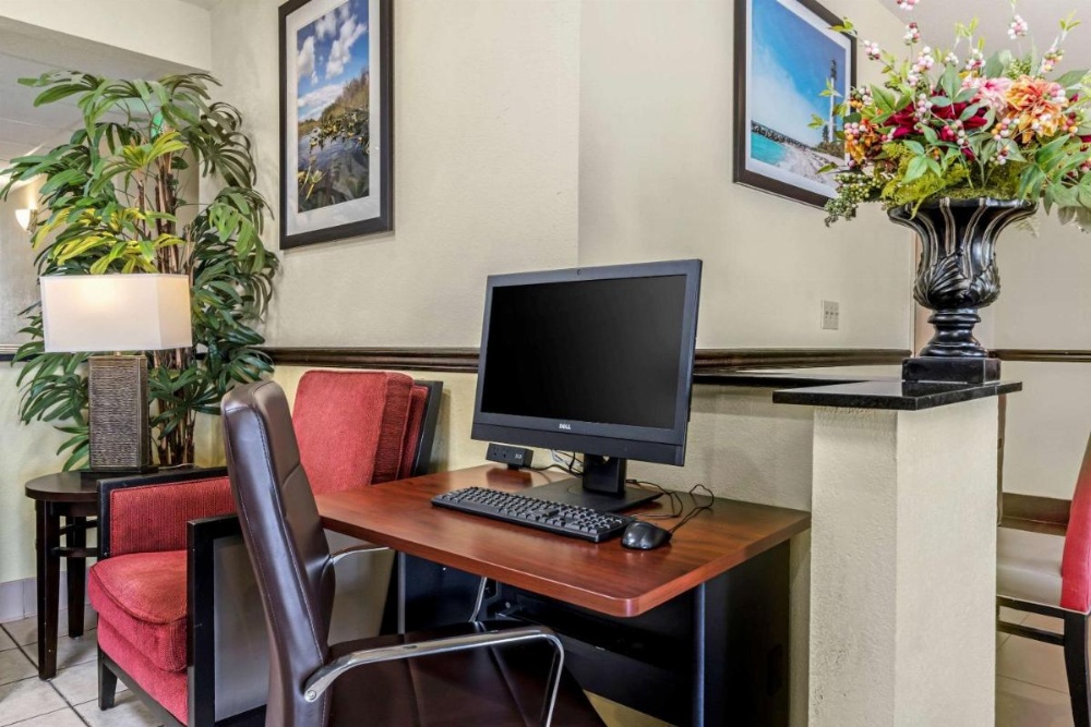 Comfort Inn Kissimmee Image 48